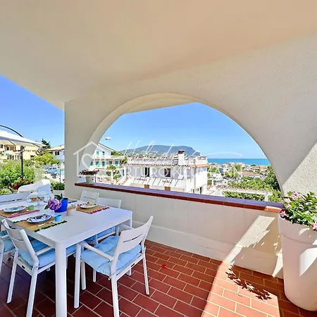 245 - Strepitoso Trilocale Al Primo Piano Con Bellissima Vista Mare - Inclusa Al White Club Apartman *